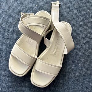 Zara Off-White Strappy Sandals